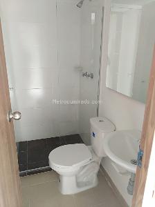 Apartamento de 3 alcobas en venta en Pajarito, Medellín, 53 m² · foto 12 de 20