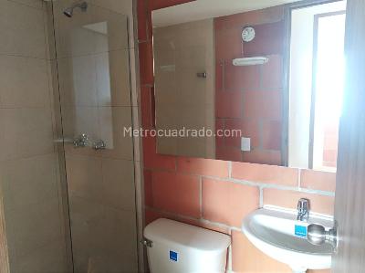 Apartamento de 3 alcobas en venta en Pajarito, Medellín, 53 m² · foto 14 de 20