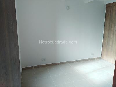 Apartamento de 3 alcobas en venta en Pajarito, Medellín, 53 m² · foto 17 de 20