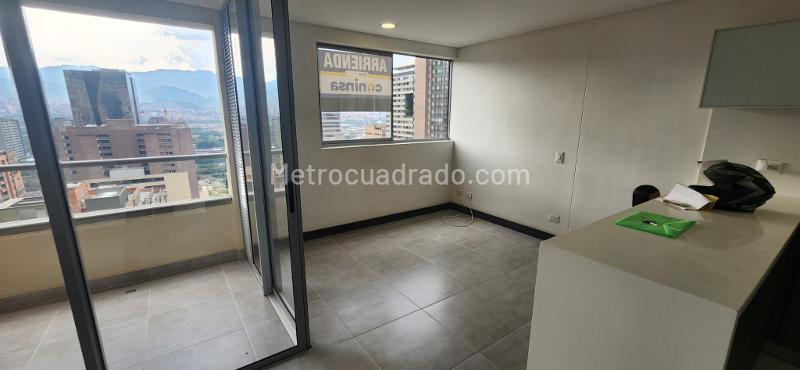 Apartamento de 2 Alcobas con 3 Baños en El Poblado - 4