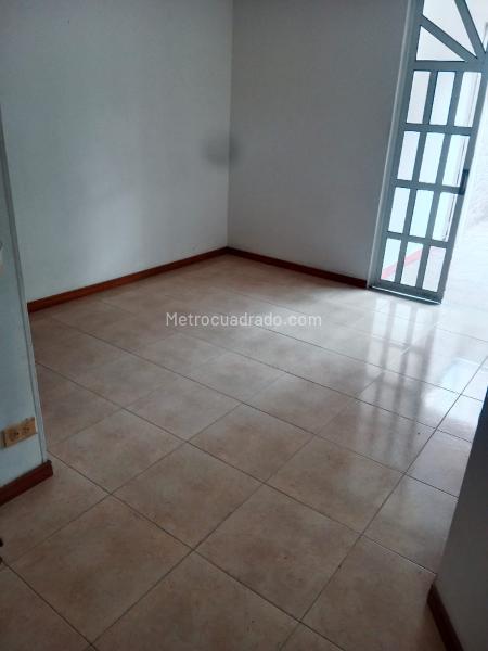 Modern Duplex House for Rent in Suramérica (3BR, 3BA) - 4