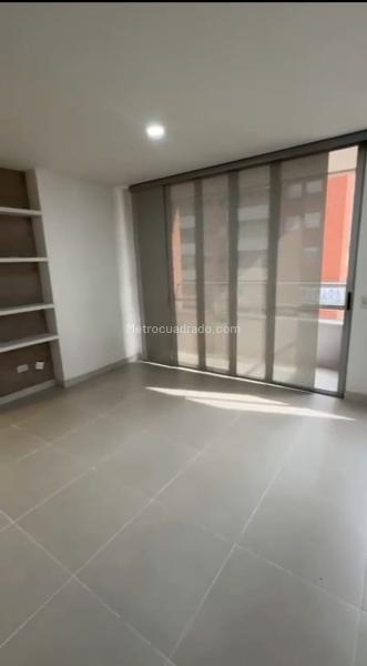 Apartamento en arriendo con 3 alcobas en Prados de Sabaneta - 8