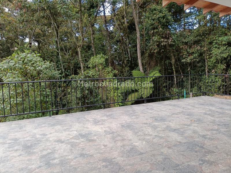 Casa Campestre Nueva en Alquiler en Vereda El Tablazo - 4