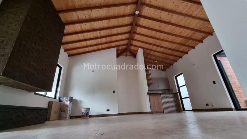 Casa Campestre Nueva en Alquiler en Vereda El Tablazo - 6