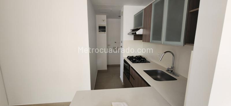 Apartamento Cómodo de 2 Alcobas en El Poblado - 2