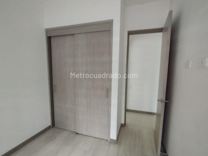 Elegante apartamento de 3 habitaciones con amenidades en Suramérica - 5