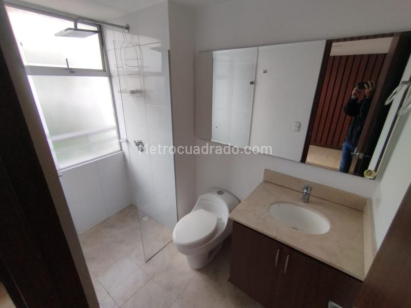 2BR Apartment for Rent in Las Palmas with Balcony - 7