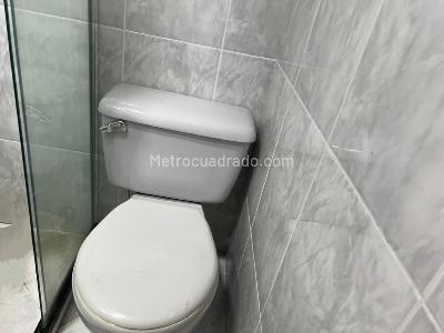 Casa de 5 alcobas en venta en Laureles, Medellín, 214 m² · foto 9 de 20