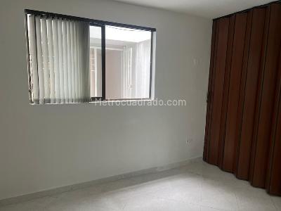 Casa de 5 alcobas en venta en Laureles, Medellín, 214 m² · foto 12 de 20