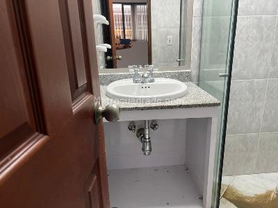 Casa de 5 alcobas en venta en Laureles, Medellín, 214 m² · foto 14 de 20