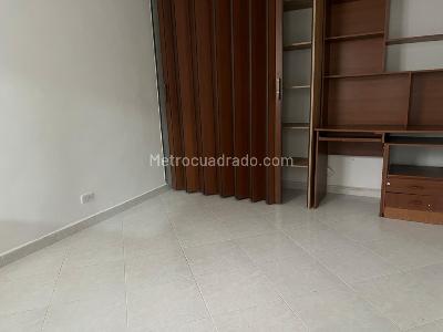 Casa de 5 alcobas en venta en Laureles, Medellín, 214 m² · foto 15 de 20