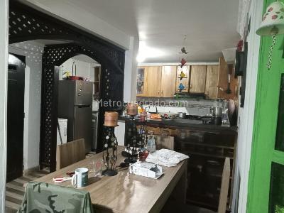 Casa de 3 alcobas en venta en La Florida, Sabaneta, 86 m² · foto 2 de 18