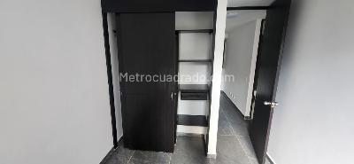 Apartamento de 3 alcobas en arriendo en El Poblado, Medellín, 84 m² · foto 6 de 13