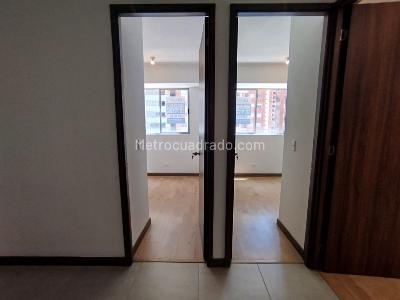Apartamento de 3 alcobas en venta en Obrero, Bello, 74 m² · foto 6 de 16