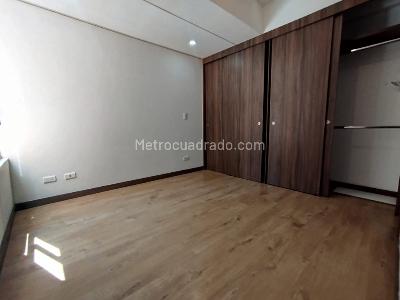 Apartamento de 3 alcobas en venta en Obrero, Bello, 74 m² · foto 10 de 16