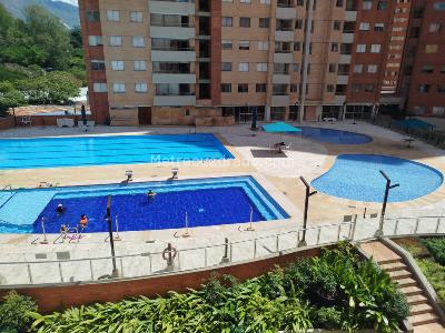 Apartamento de 3 alcobas en venta en Obrero, Bello, 74 m² · foto 15 de 16