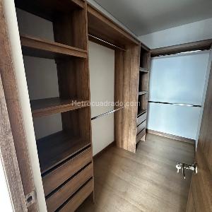 Apartamento en venta en El Poblado, Medellín · foto 15 de 20