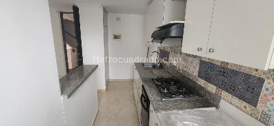 Apartamento de 3 alcobas en arriendo en Villa Carlota, Medellín, 67 m² · foto 3 de 13