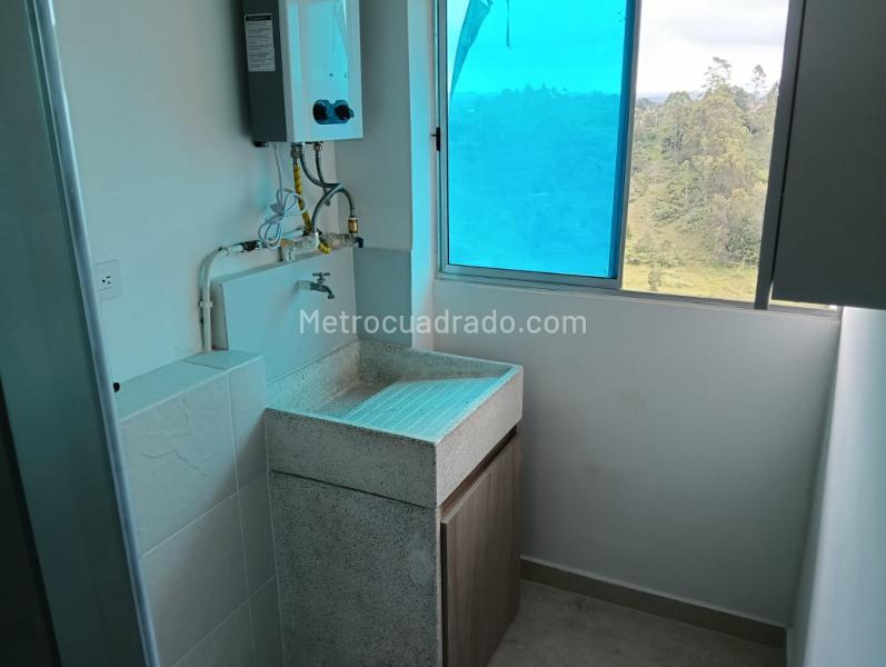 Apartamento en Arriendo, Fontibon, Rionegro - Widok 4