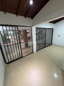 Casa de 4 alcobas en venta en La Castellana, Medellín, 225 m² · foto 14 de 20