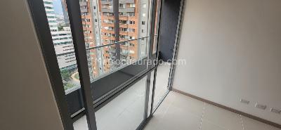 Apartaestudio en arriendo en El Poblado, Medellín, 54 m² · foto 6 de 10