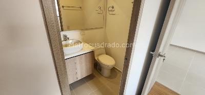 Apartaestudio en arriendo en El Poblado, Medellín, 54 m² · foto 10 de 10