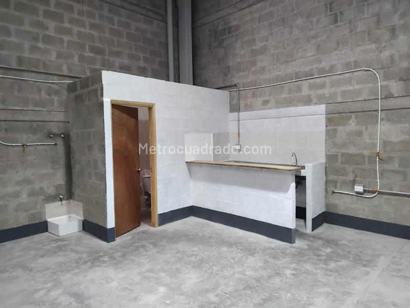 Bodega en Arriendo, Calle Larga, Sabaneta - Ansicht 3