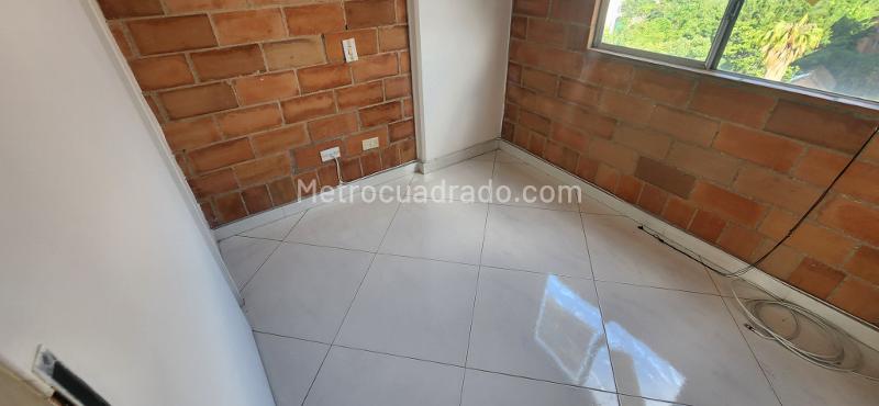 2BR Apartment in El Poblado (63 m²) - 3