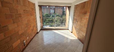Apartamento de 2 alcobas en arriendo en El Poblado, Medellín, 63 m² · foto 8 de 9