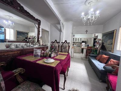 Apartamento de 3 alcobas en venta en Laureles, Medellín, 129 m² · foto 2 de 12
