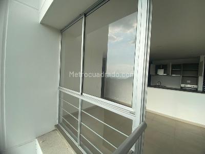 Apartamento de 3 alcobas en venta en Abadia Conj Res Monte Casino, Floridablanca, 94 m² · foto 17 de 20