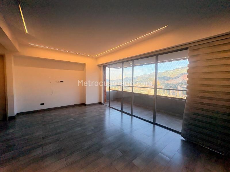 Apartamento en Arriendo, Amazonia, Bello - Więcej
