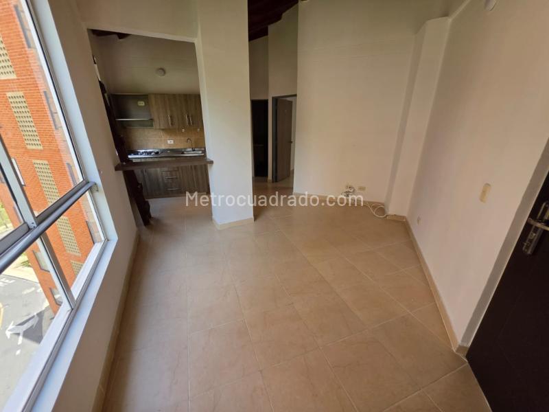 2BR Apartment in La Florida (45 m²) - 4