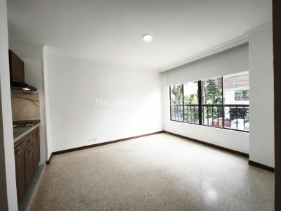 Apartaestudio en venta en Ciudad Jardin, Cali, 35 m² · foto 2 de 8