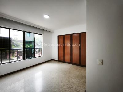 Apartaestudio en venta en Ciudad Jardin, Cali, 35 m² · foto 5 de 8