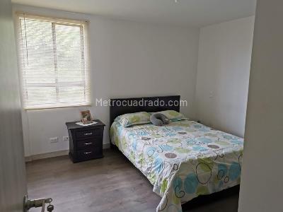 Apartamento de 3 alcobas en venta en Aves Maria, Sabaneta, 72 m² · foto 3 de 12