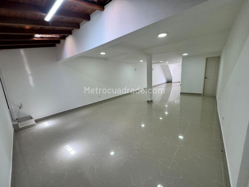 Local Comercial en Arriendo, Santa Ana, Rionegro - Więcej