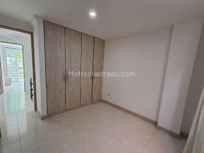 Casa de 5 alcobas en venta en Ciudad 2000, Cali, 83 m² · foto 7 de 20
