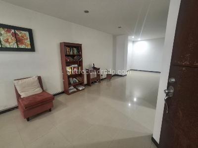 Casa de 3 alcobas en venta en Valle Del Lili, Cali, 270 m² · foto 4 de 20