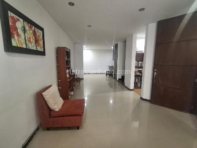 Casa de 3 alcobas en venta en Valle Del Lili, Cali, 270 m² · foto 5 de 20
