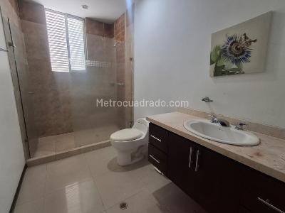 Casa de 3 alcobas en venta en Valle Del Lili, Cali, 270 m² · foto 14 de 20