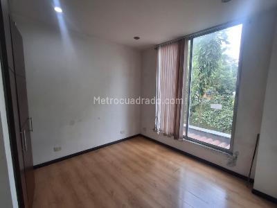 Casa de 3 alcobas en venta en Valle Del Lili, Cali, 270 m² · foto 19 de 20