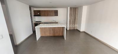 Apartamento de 3 alcobas en arriendo en Villa Carlota, Medellín, 94 m² · foto 3 de 13