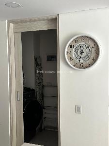 Apartamento de 2 alcobas en venta en Vereda Pan De Azucar, Sabaneta, 77 m² · foto 8 de 13