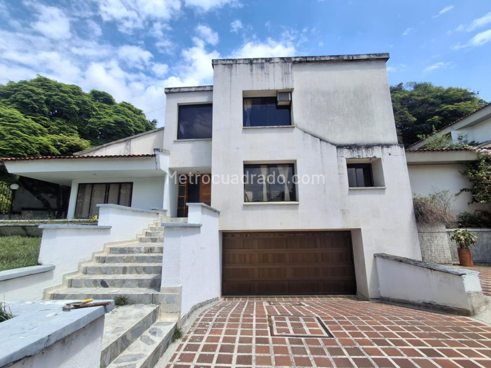Casa de 4 habitaciones en arriendo en Ciudad Jardin, Cali — imagen 1 de 20