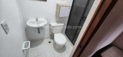 Apartamento de 4 alcobas en arriendo en La Frontera, Medellín, 150 m² · foto 7 de 20