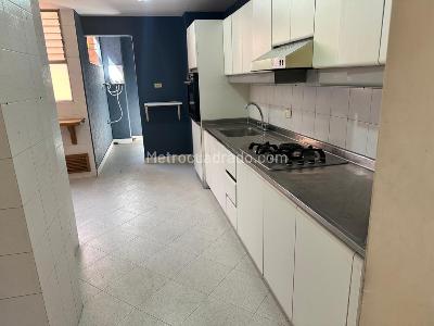 Apartamento de 3 alcobas en venta en Las Acacias, Medellín, 150 m² · foto 6 de 20