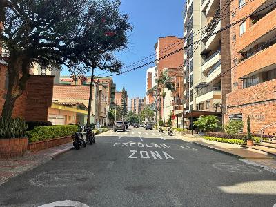 Apartamento de 3 alcobas en venta en Las Acacias, Medellín, 150 m² · foto 19 de 20