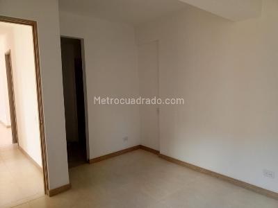 Apartamento de 3 alcobas en venta en Las Lomitas, Sabaneta, 65 m² · foto 11 de 13