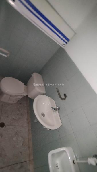 Local Comercial en Arriendo, Laureles, Medellín - Więcej